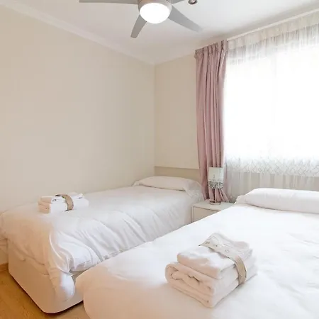 Global Properties, Ideal Familias En Canet Playa